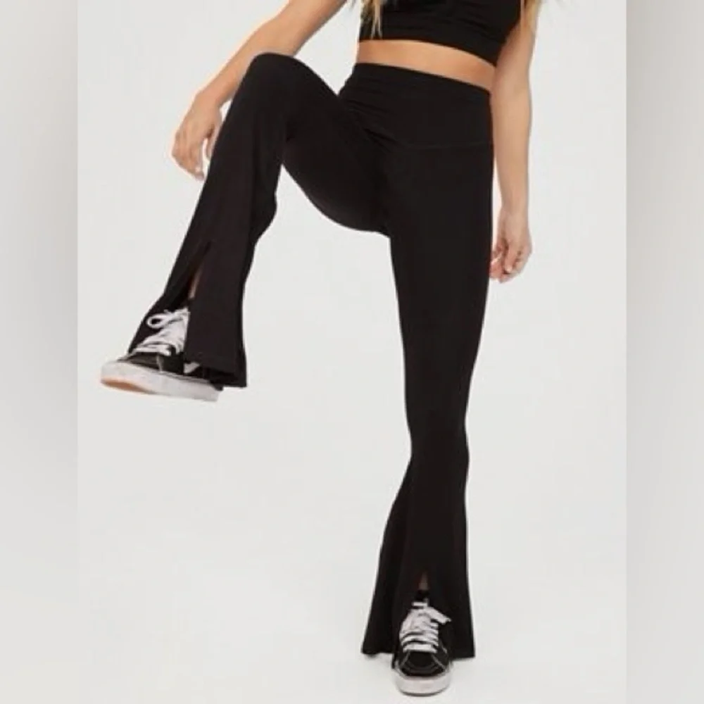 Like new Aerie Black Split-Flare Leggings - Picture 2 of 6